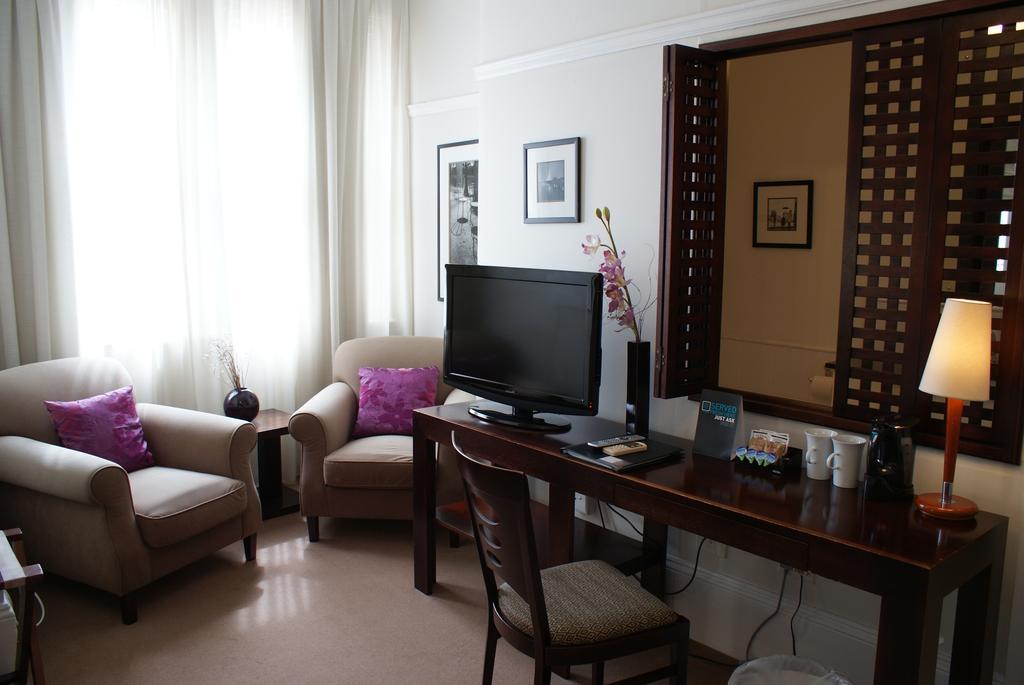 The Vic Hotel 포트엘리자베스 객실 사진