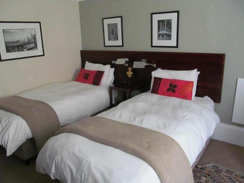 The Vic Hotel 포트엘리자베스 외부 사진